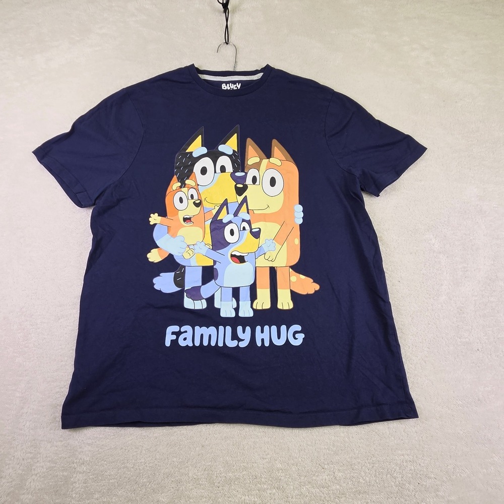 Bluey Family Hug Graphic T-Shirt Navy Blue Heeler Family Short Sleeve Tee M
